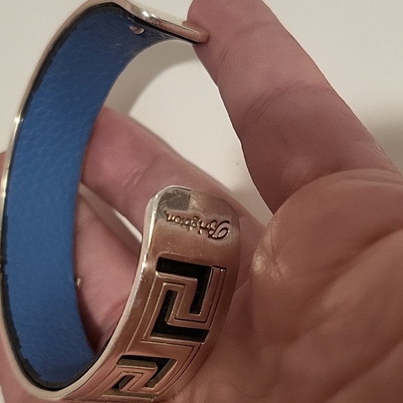 Brighton cusp blue & black under leather is Blue on 1& black on other changes - Picture 1 of 16